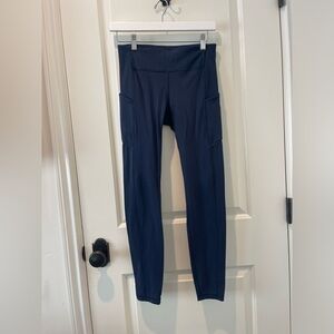 Navy leggings with pockets